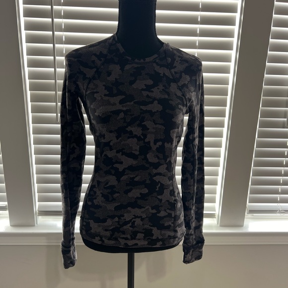 Lululemon - Picture 1 of 4